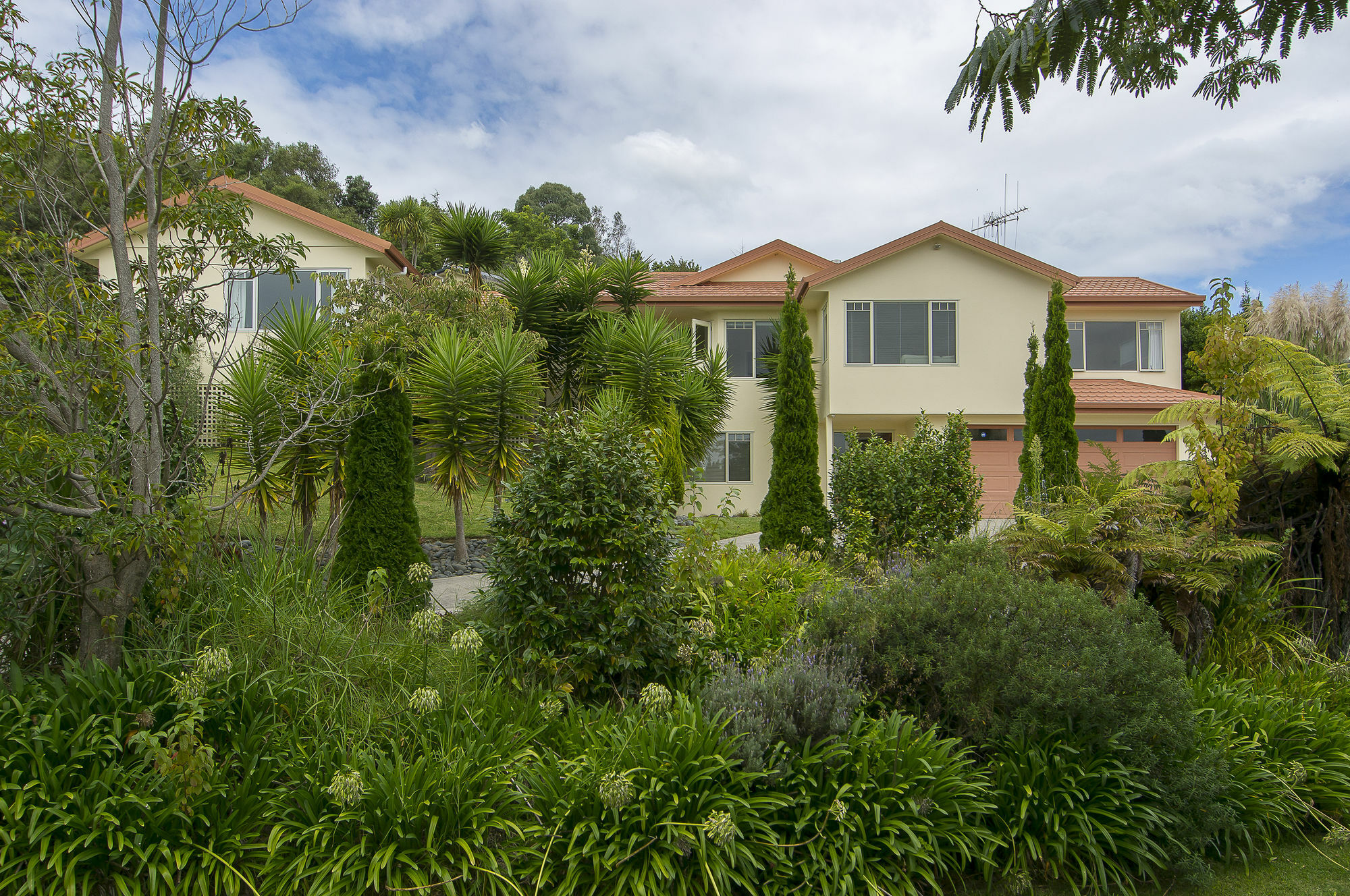 Seascape Villa B&B Tauranga Bagian luar foto